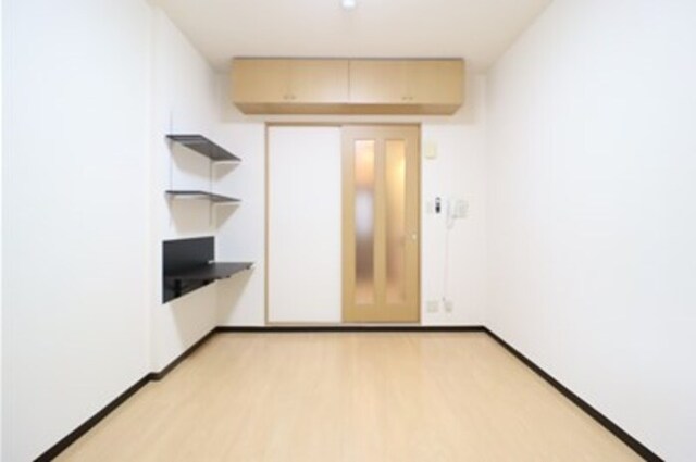 居室・リビング　洋室６．７帖