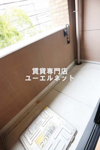 バルコニー　バルコニー付きで採光＆風通し良好！