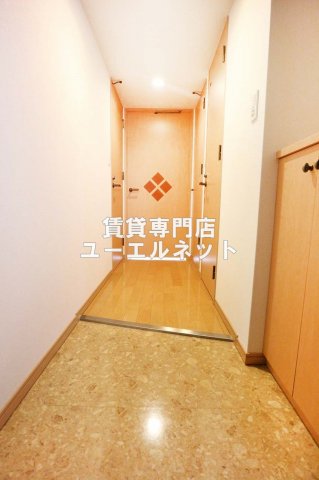 玄関　住まいの顔ともなる玄関