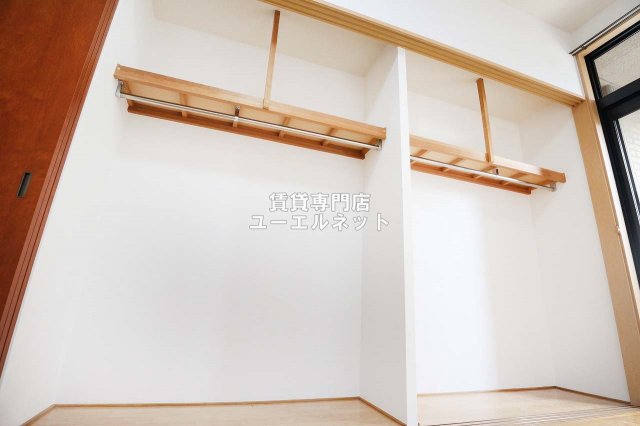 収納　クローゼット付きでお部屋もスッキリ♪