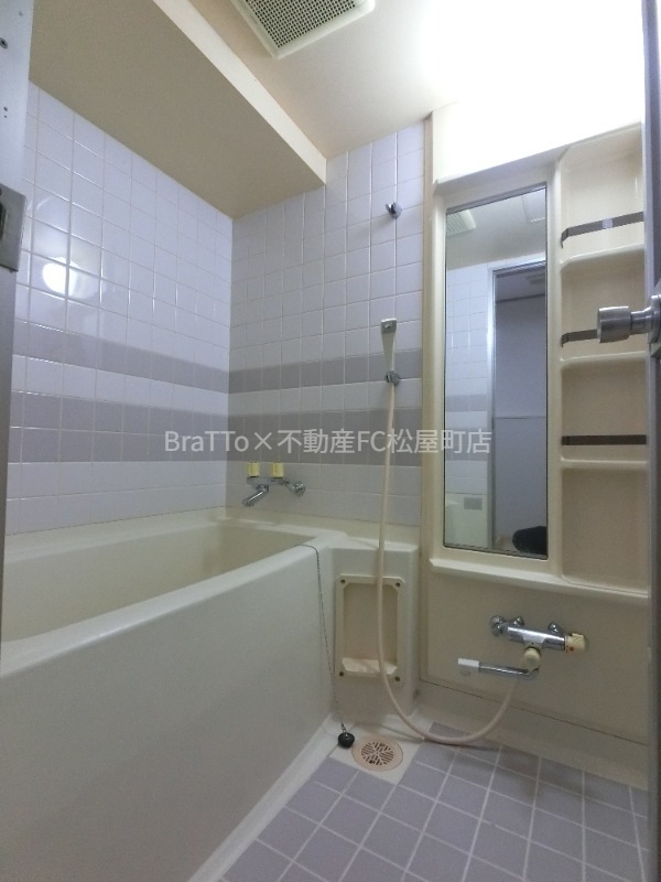 バス・シャワールーム　バス