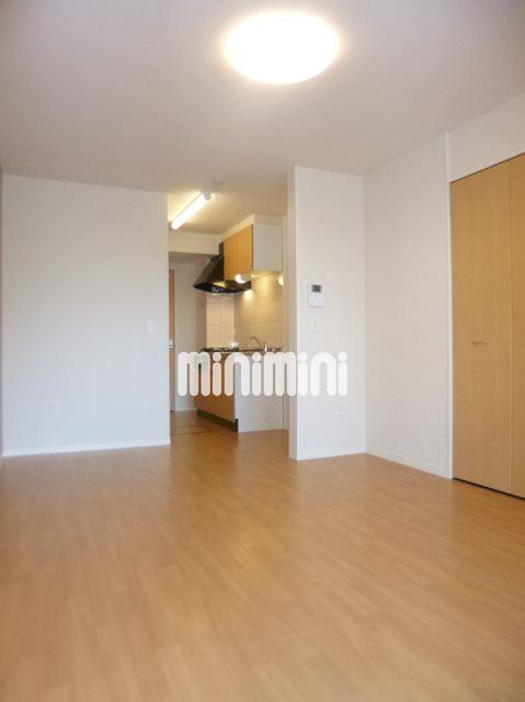 居室・リビング　広々としたお部屋です。