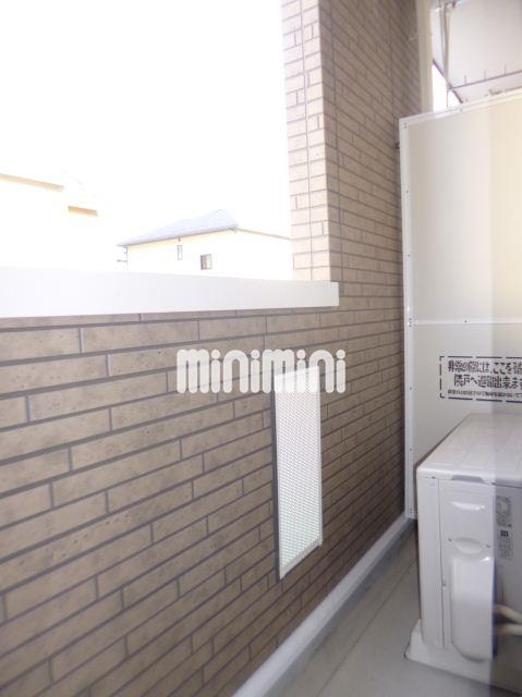 バルコニー　日当たりの良いベランダです。