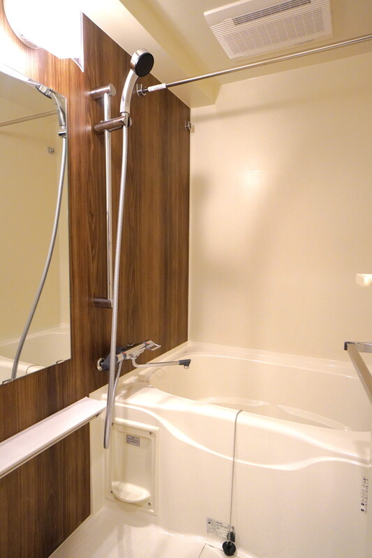 バス・シャワールーム　風呂