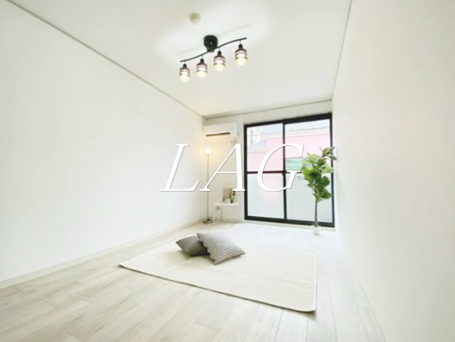 居室・リビング　洋室のお部屋です。