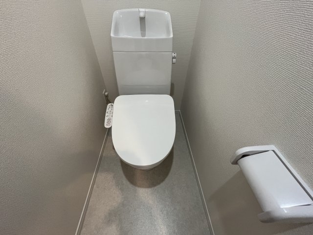 トイレ　清潔感のあるトイレです