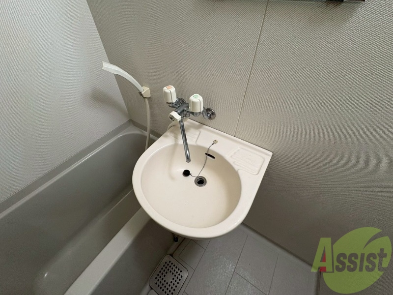 洗面設備　朝の身支度がスムーズになり移動の手間が減ります。