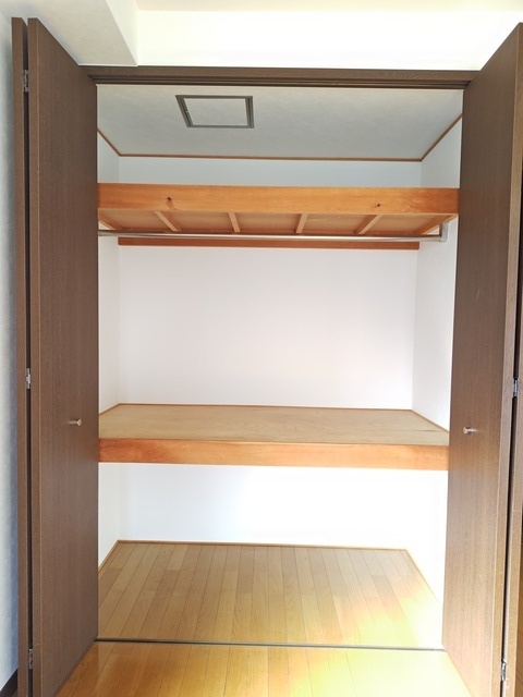 収納　クローゼット