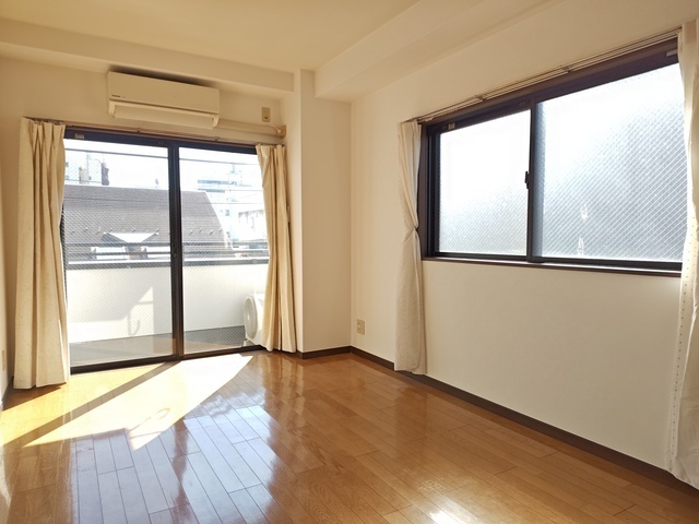 居室・リビング　洋室