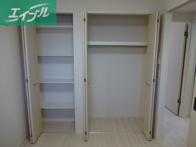 収納　クローゼット