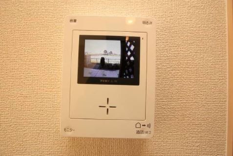 セキュリティ　モニター付きインターフォンでセキュリティ面も安心ですね。
