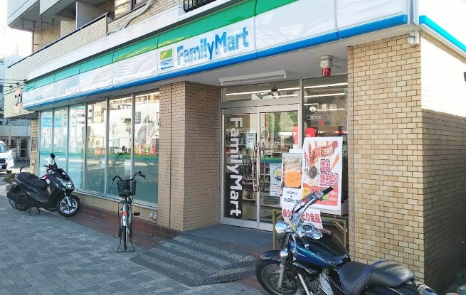 コンビニ　ファミリーマート萩中三丁目店（コンビニ）まで160m
