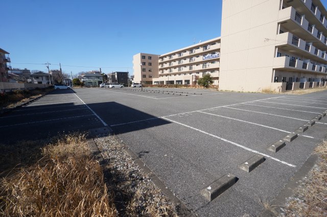 駐車場　お電話でのご予約がスムーズです！