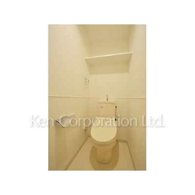 トイレ　同タイプ3階のお部屋を撮影。仕様が異なることがあります。