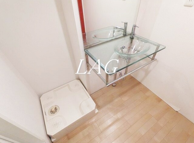 洗面設備　洗面台です。