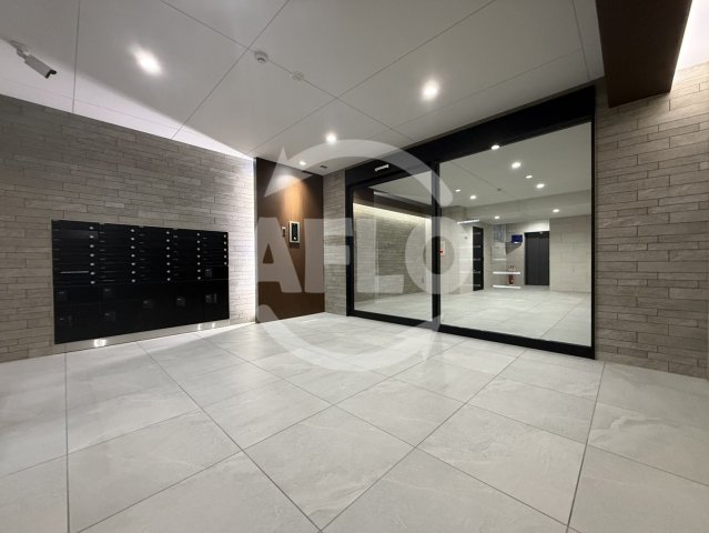 エントランス　Alivis新町　エントランス