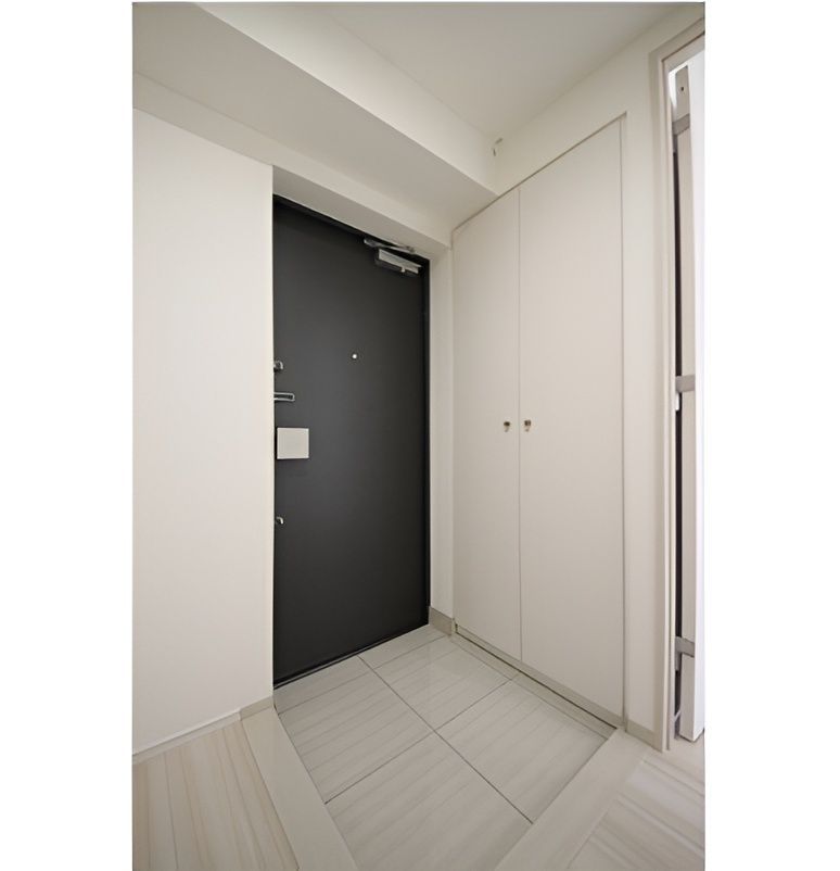 玄関　☆シューズボックス付き玄関スペース☆