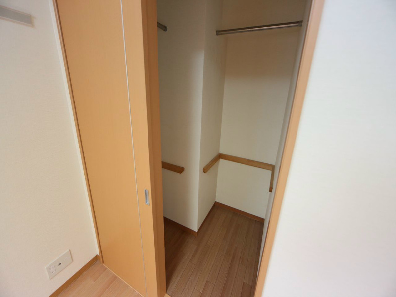 収納　ウォークインクローゼット付（収納充実してます）