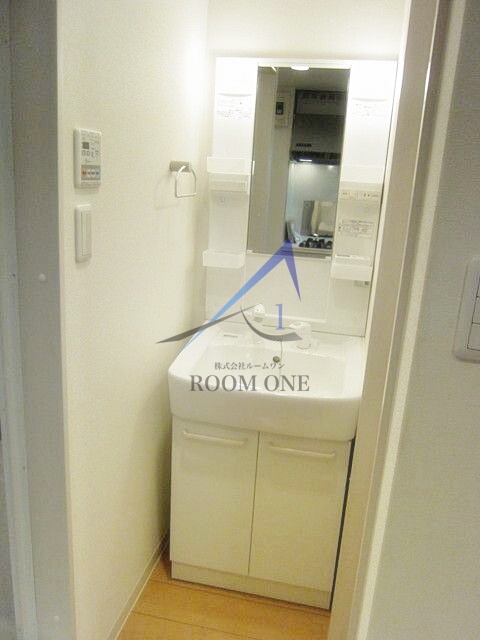 洗面設備　洗面台です。