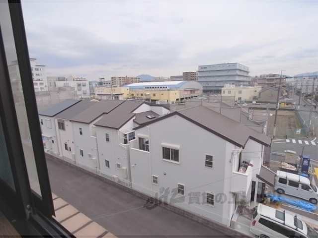 眺望　東側の窓から