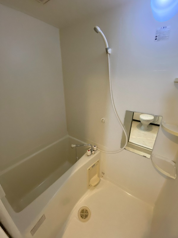 バス・シャワールーム　別号室イメージ