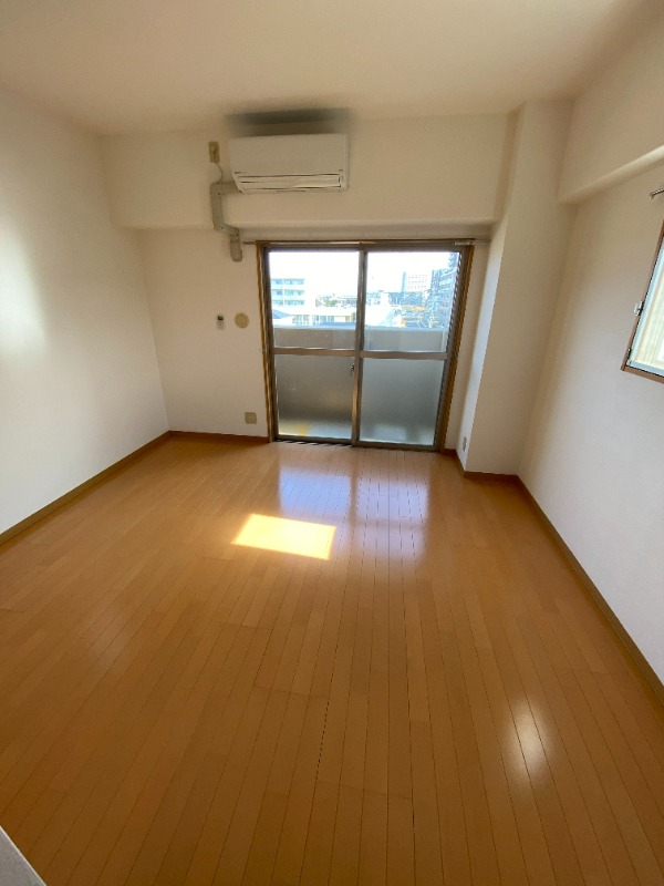 居室・リビング　別号室イメージ