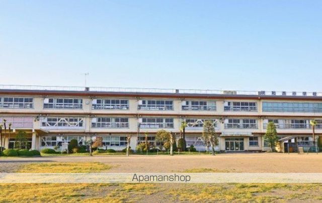 小学校　明和町立明和西小学校（小学校）まで1846m