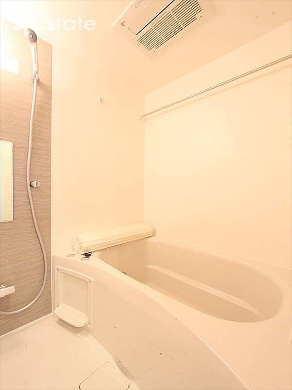 バス・シャワールーム　バスルーム