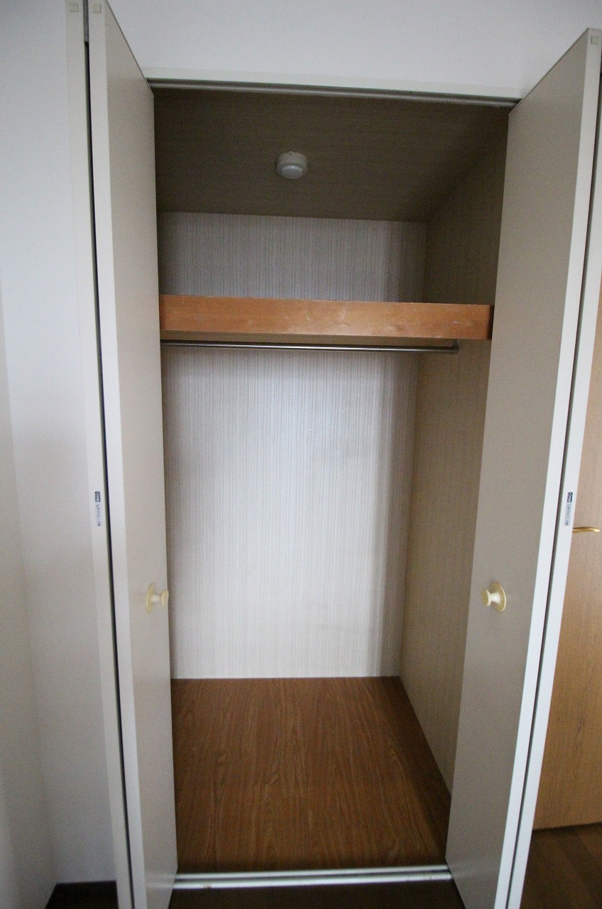 収納　同物件、別の部屋の写真です