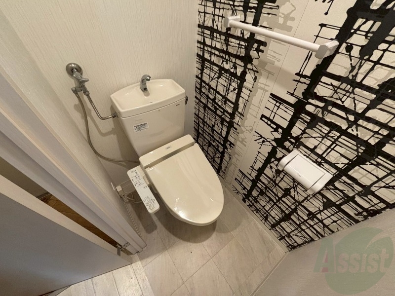 トイレ　トイレです。ウォシュレット付を探している方、おすすめです。
