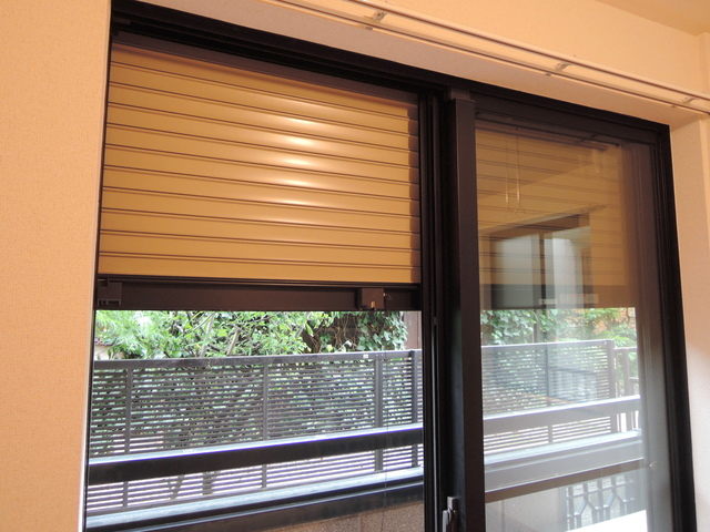 セキュリティ　★安心の防犯シャッター付き★