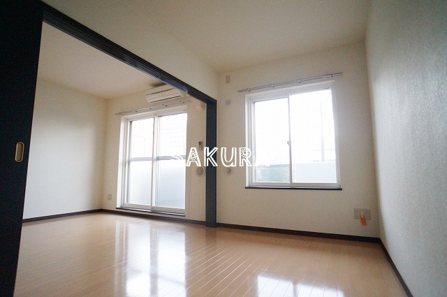 収納　たっぷりとした収納スペースです♪