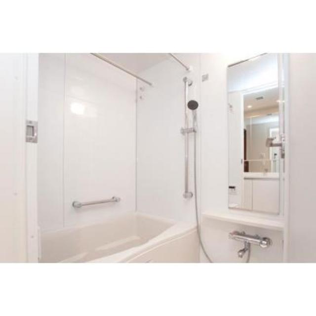 バス・シャワールーム　※写真は同タイプ住戸です。