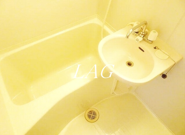 バス・シャワールーム　お風呂です。