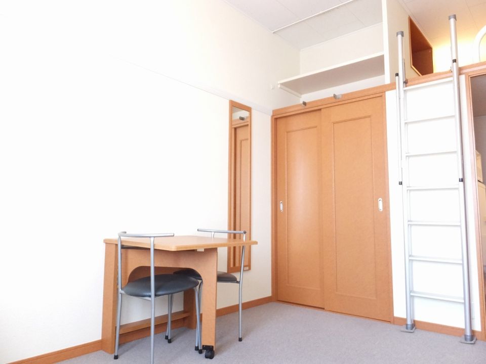 居室・リビング　２階は全室カーペット仕様です。