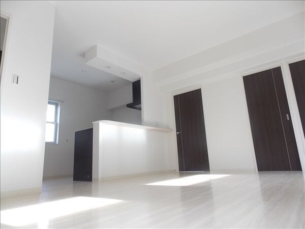 居室・リビング　名古屋で一番初期費用の安い賃貸専門の不動産会社です(^^)