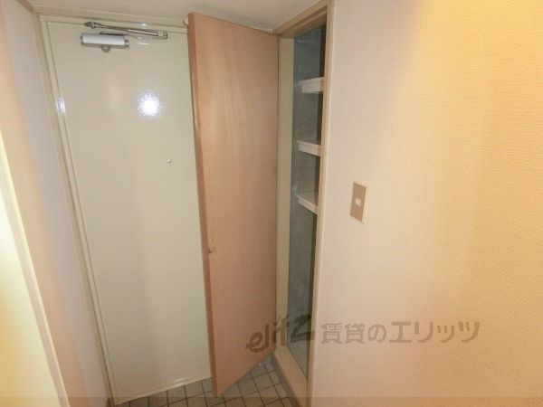 その他設備　下駄箱