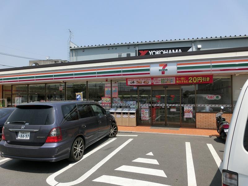 コンビニ　セブンイレブン（コンビニ）まで523m