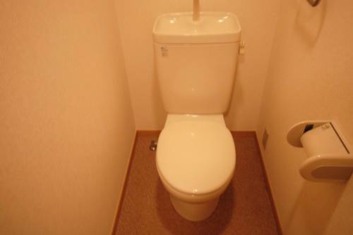 トイレ　別号室