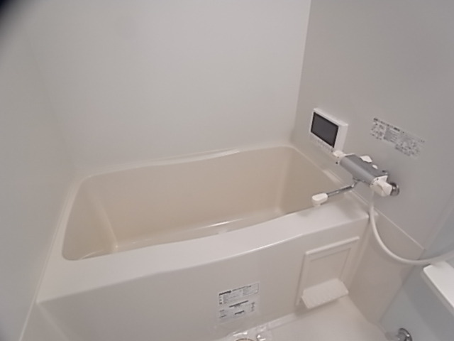 バス・シャワールーム　バスルーム