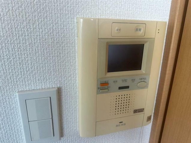 セキュリティ　モニター付きインターホン