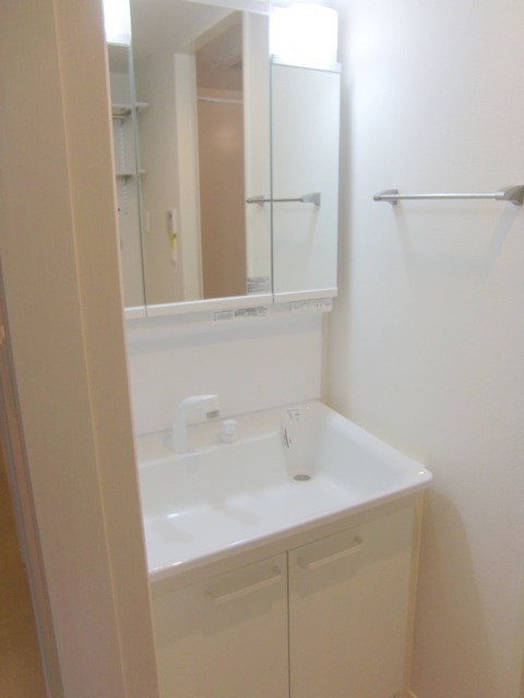 洗面設備　独立洗面化粧台