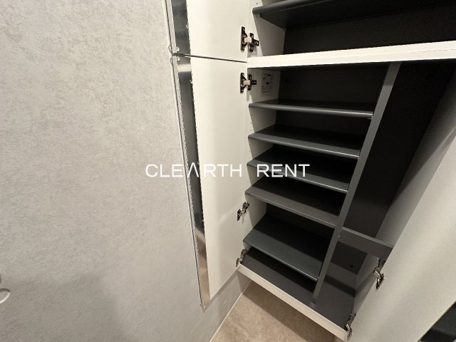 玄関　シューズボックス