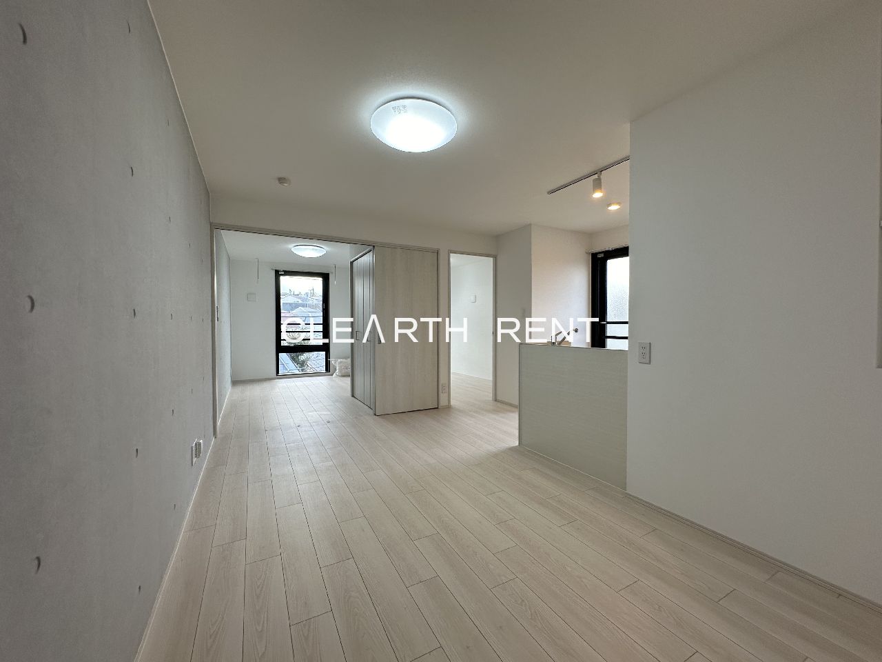 居室・リビング　10.9帖のリビングダイニングキッチン/インターネット利用料