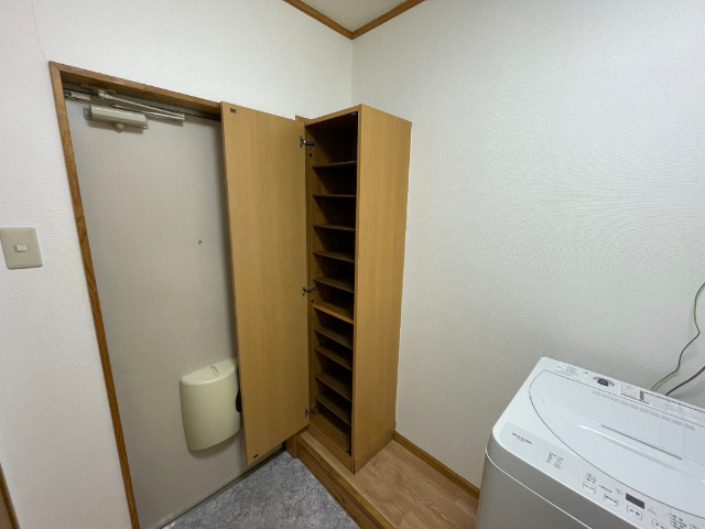 玄関　※家具・家電は変更になる可能性があります。