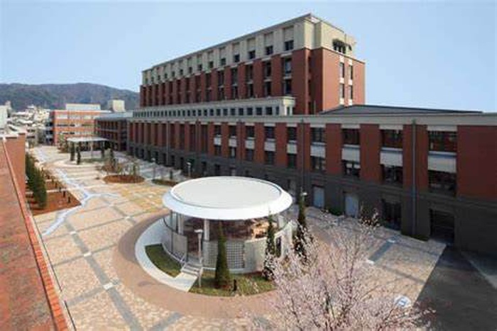 大学・短大　京都薬科大学（大学・短大）まで180m