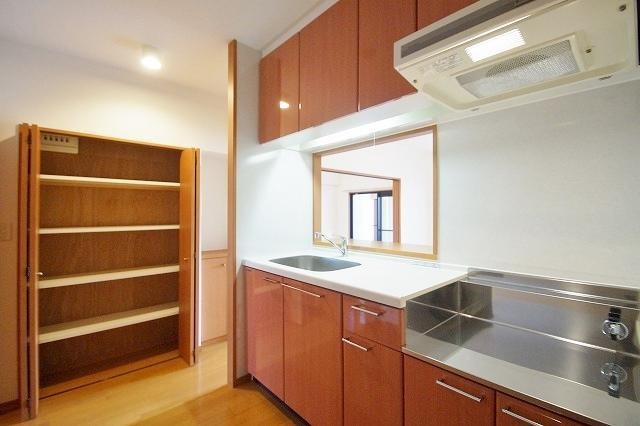 キッチン　毎日料理したくなるキッチンです