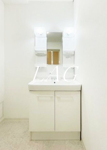 洗面設備　洗面台です。