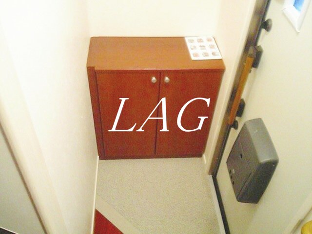 玄関　玄関です。