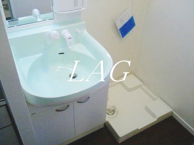 洗面設備　洗面台です。